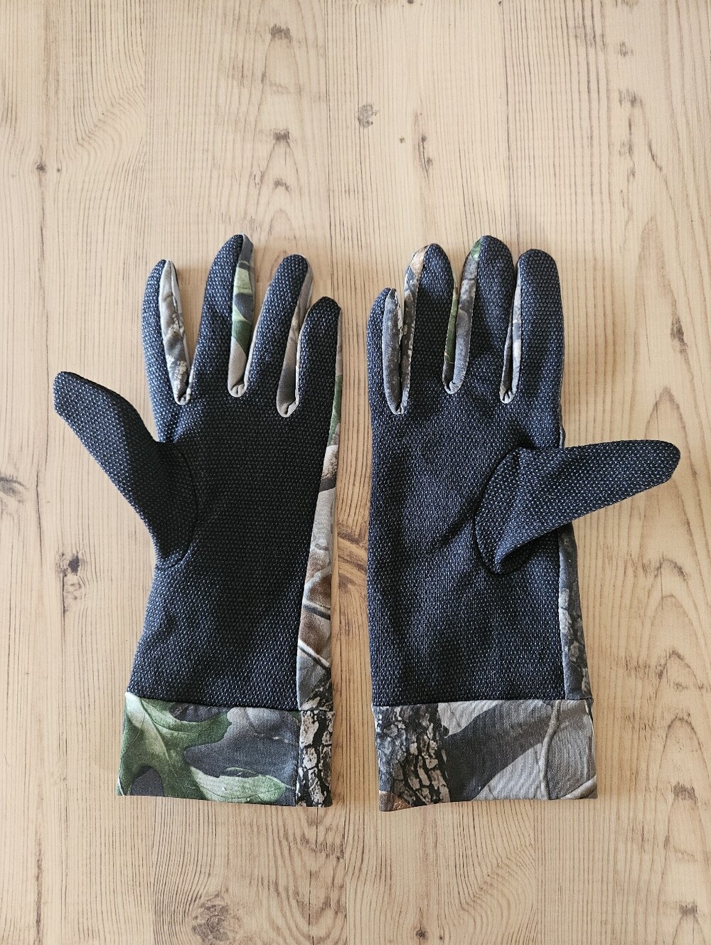 Primos Men's Camo Hunting Gloves - Picture 4 of 7